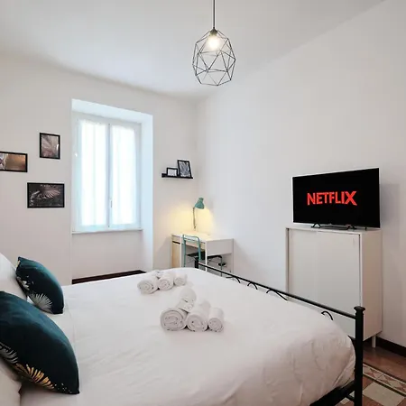 Tuscolana Station - 10 Minutes From Metro A Lägenhet